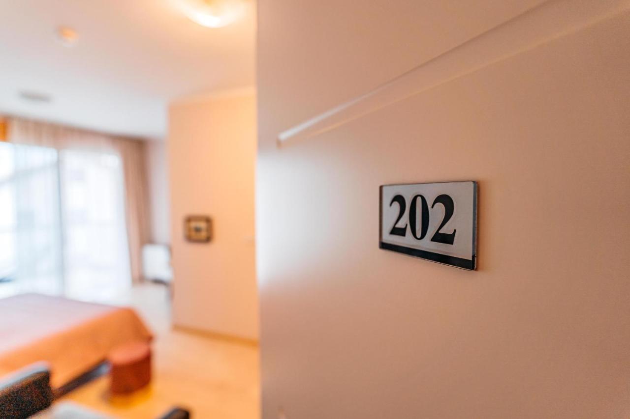Lotos Depandans Otel Ni Dış mekan fotoğraf