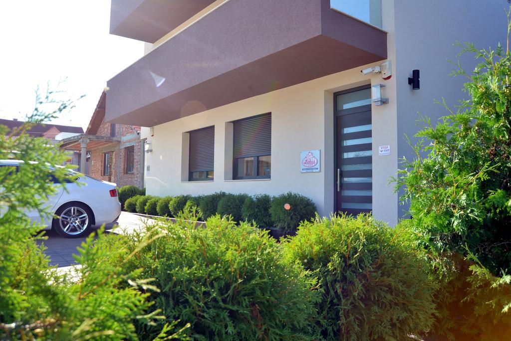 Lotos Depandans Otel Ni Dış mekan fotoğraf